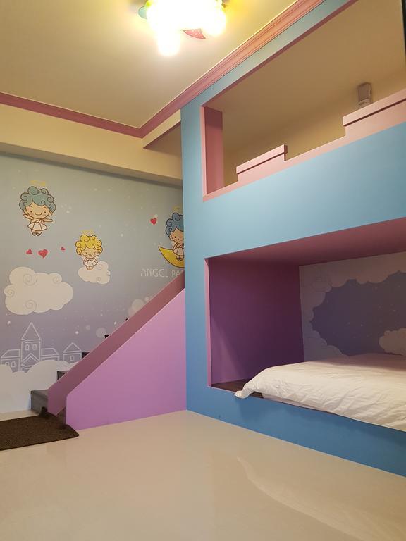 Childlike Innocence Homestay 花蓮市 エクステリア 写真