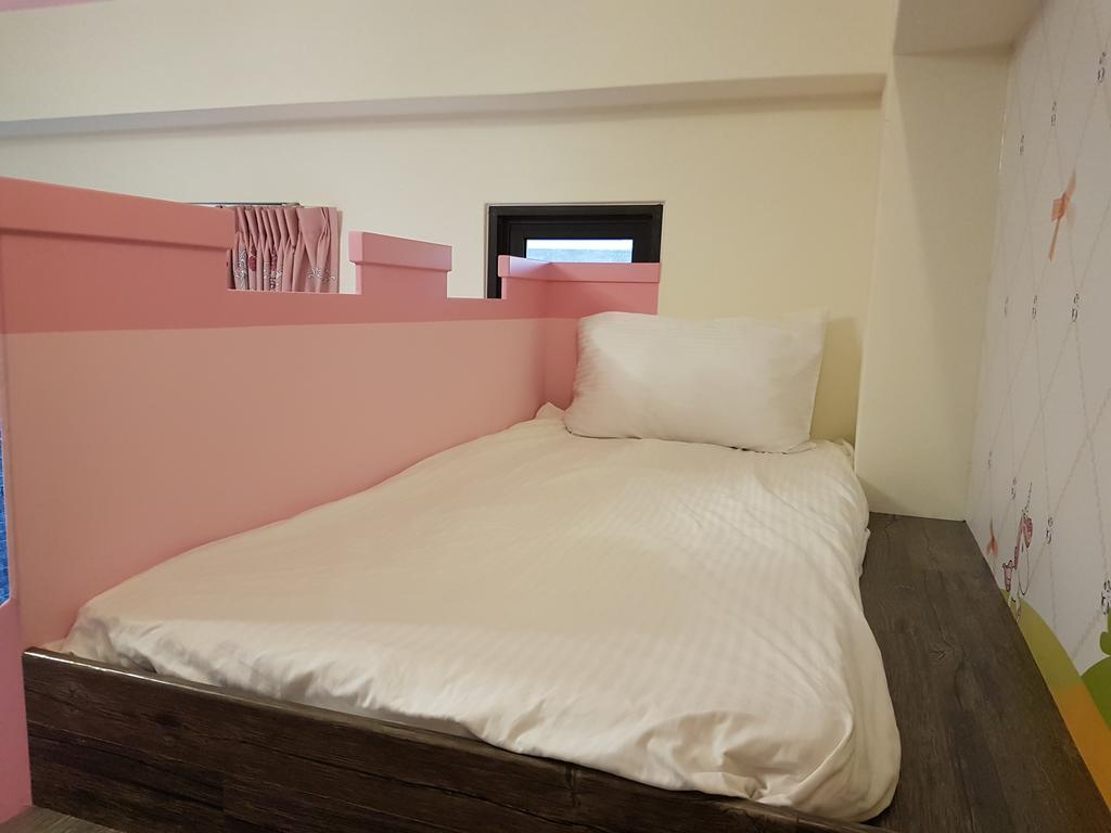 Childlike Innocence Homestay 花蓮市 エクステリア 写真