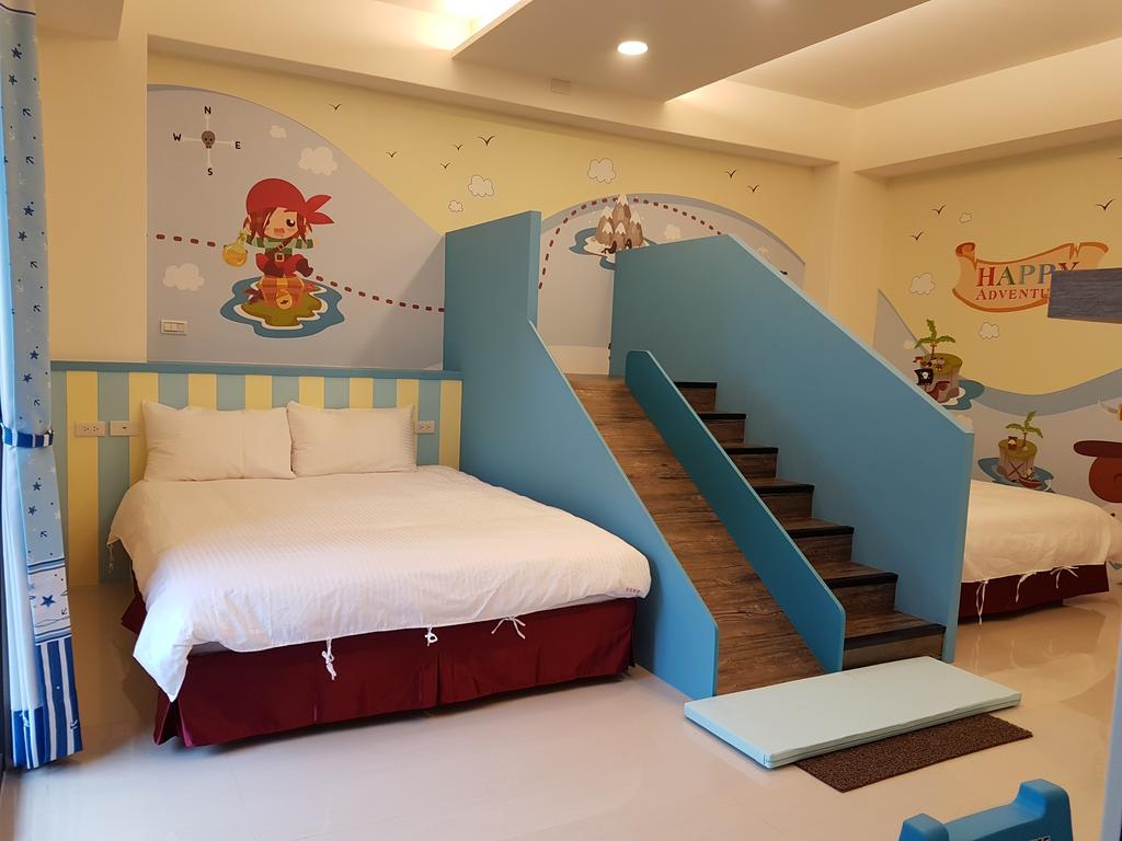 Childlike Innocence Homestay 花蓮市 エクステリア 写真