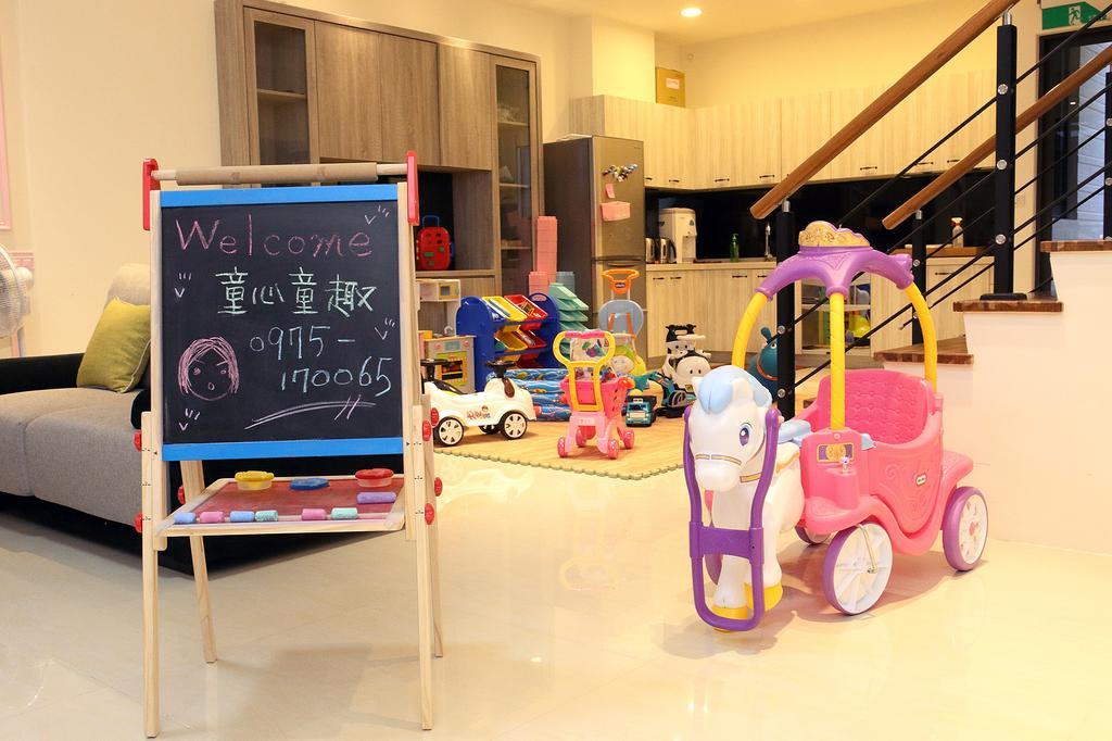 Childlike Innocence Homestay 花蓮市 エクステリア 写真