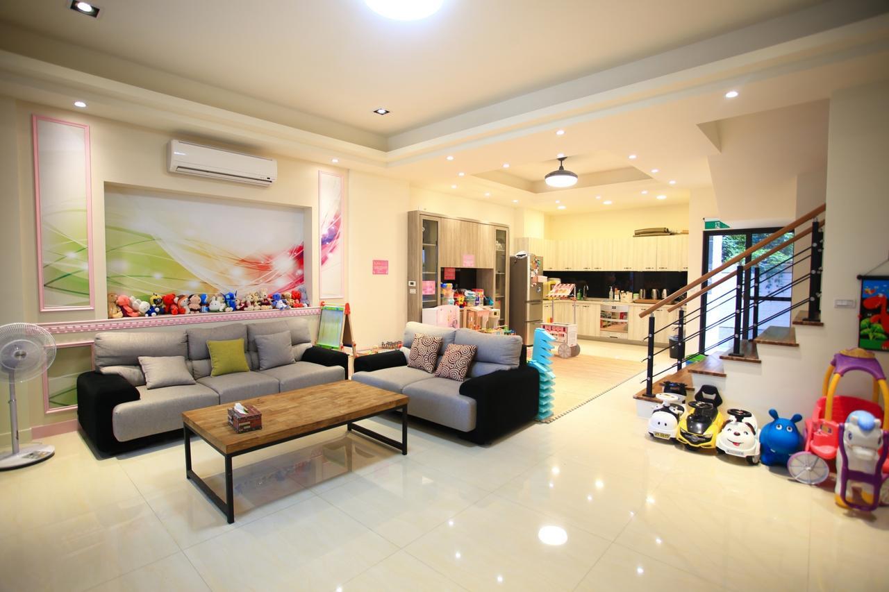Childlike Innocence Homestay 花蓮市 エクステリア 写真