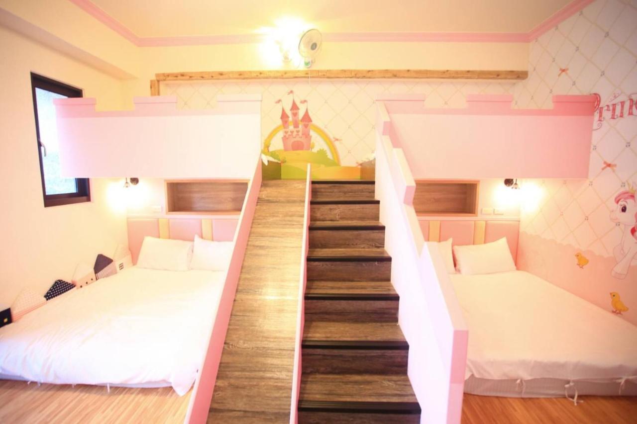 Childlike Innocence Homestay 花蓮市 エクステリア 写真